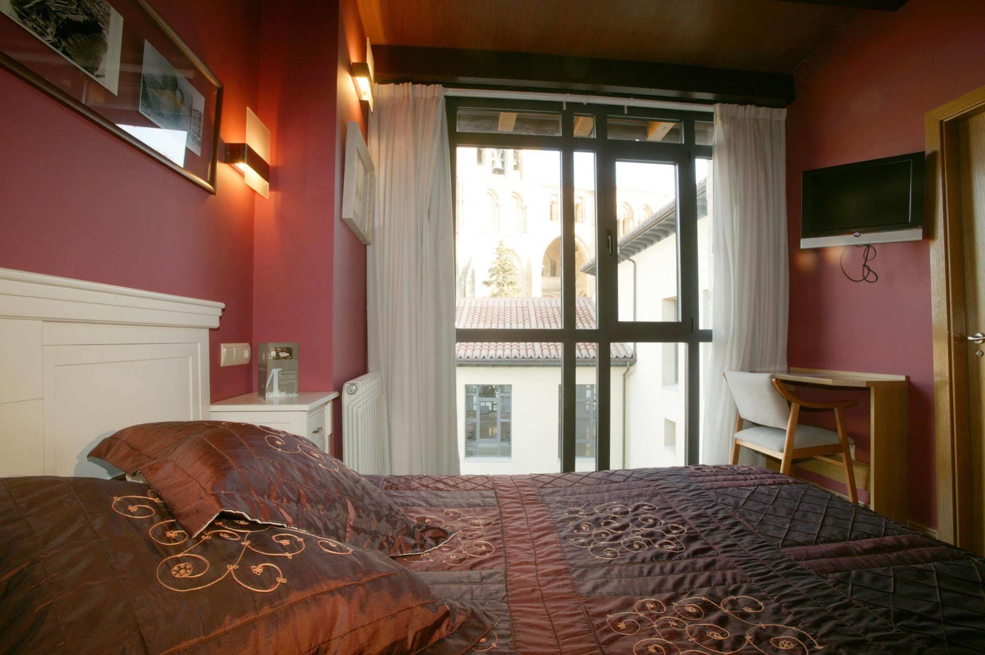 Hotel Las Murallas Ávila Exteriör bild